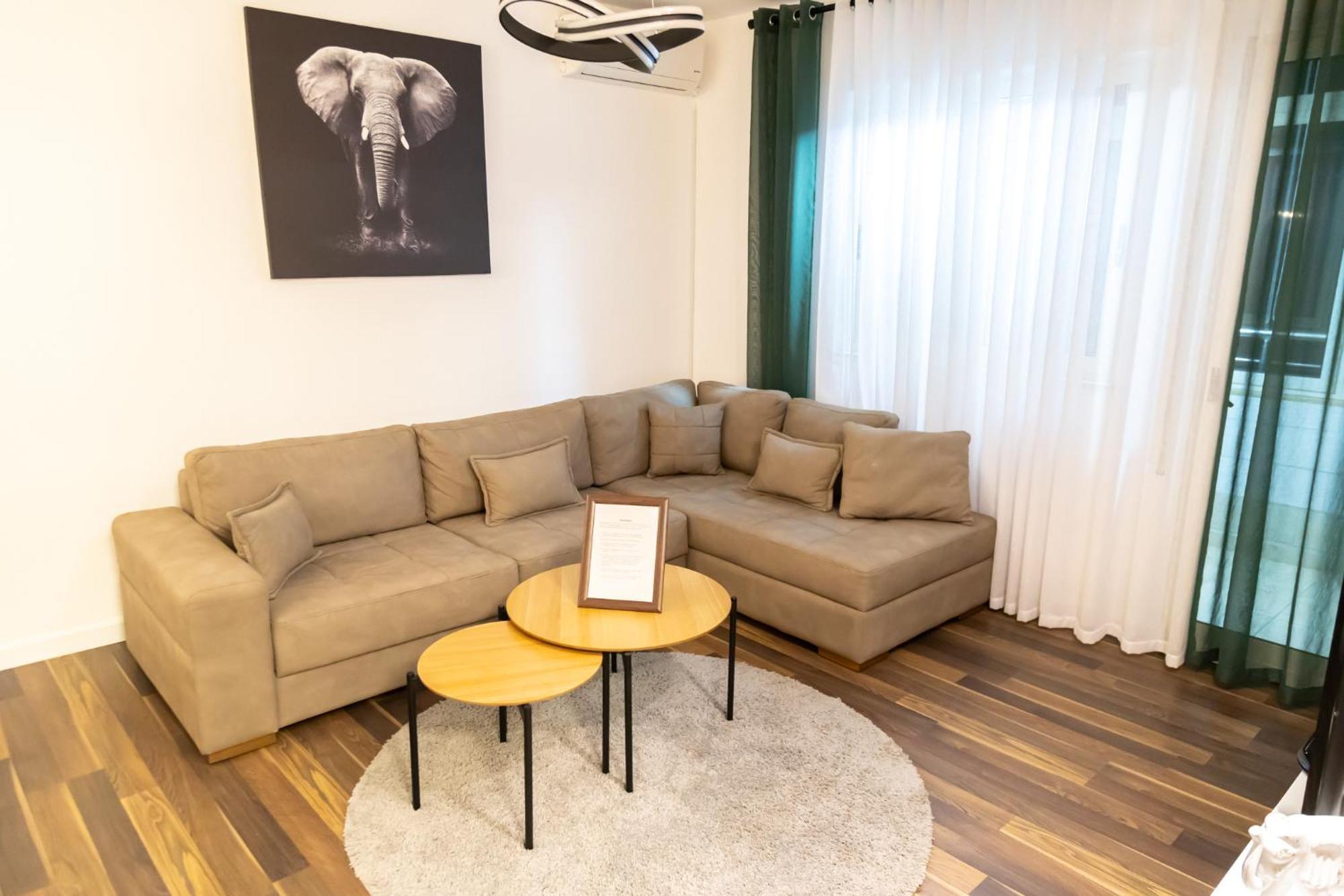 Trim L Sea View L Vollga-durres *